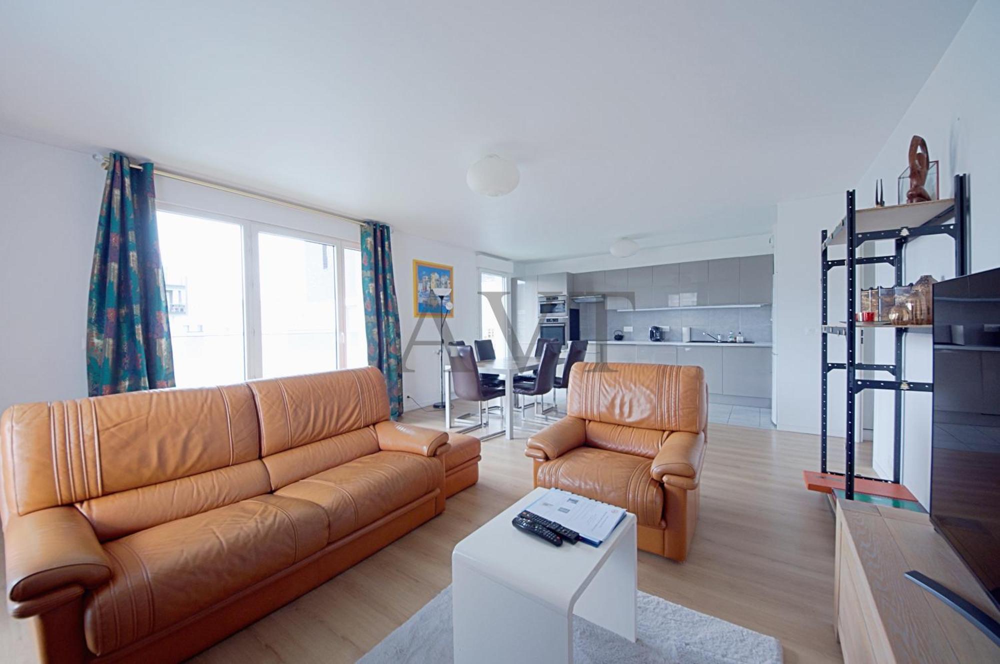 87 M2 - 3 - 6 Personnes - Proche Paris - Parking Gratuit Asnieres-sur-Seine